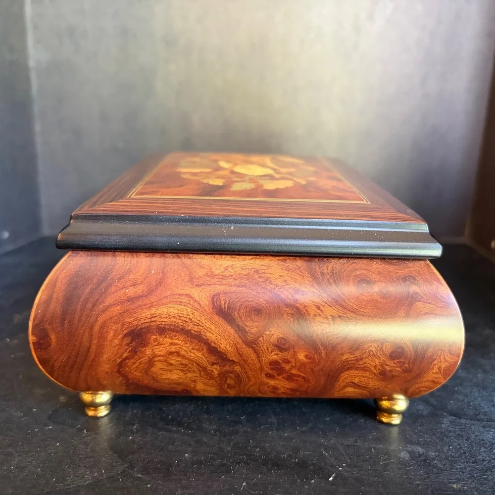 Unbranded vintage italian